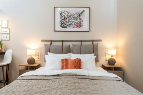 Charming Downtown Apartment